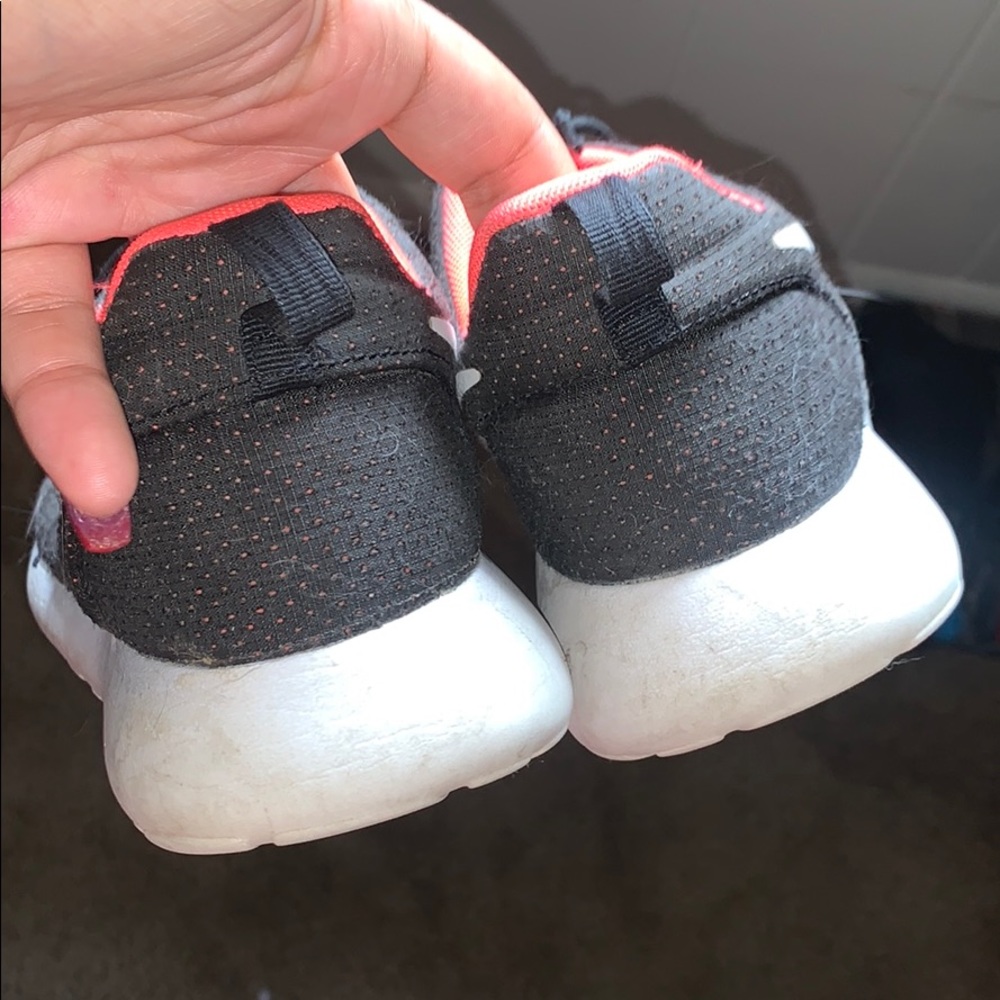 Nike Roshe runs